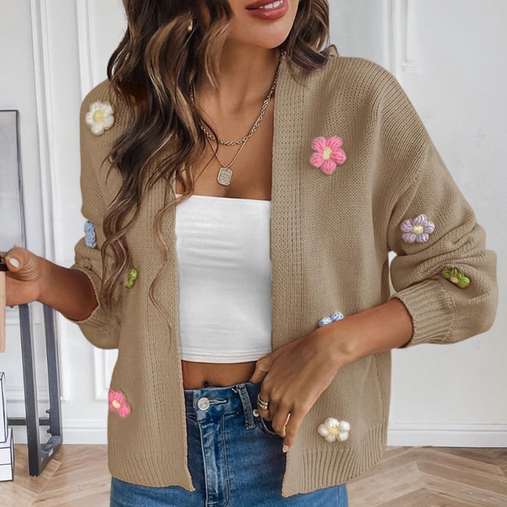 Strikjakke til damer med 3D-blomster – Maribel
