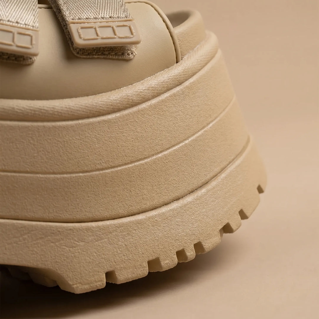 Chunky Retro-Plateausandaler - Ruby