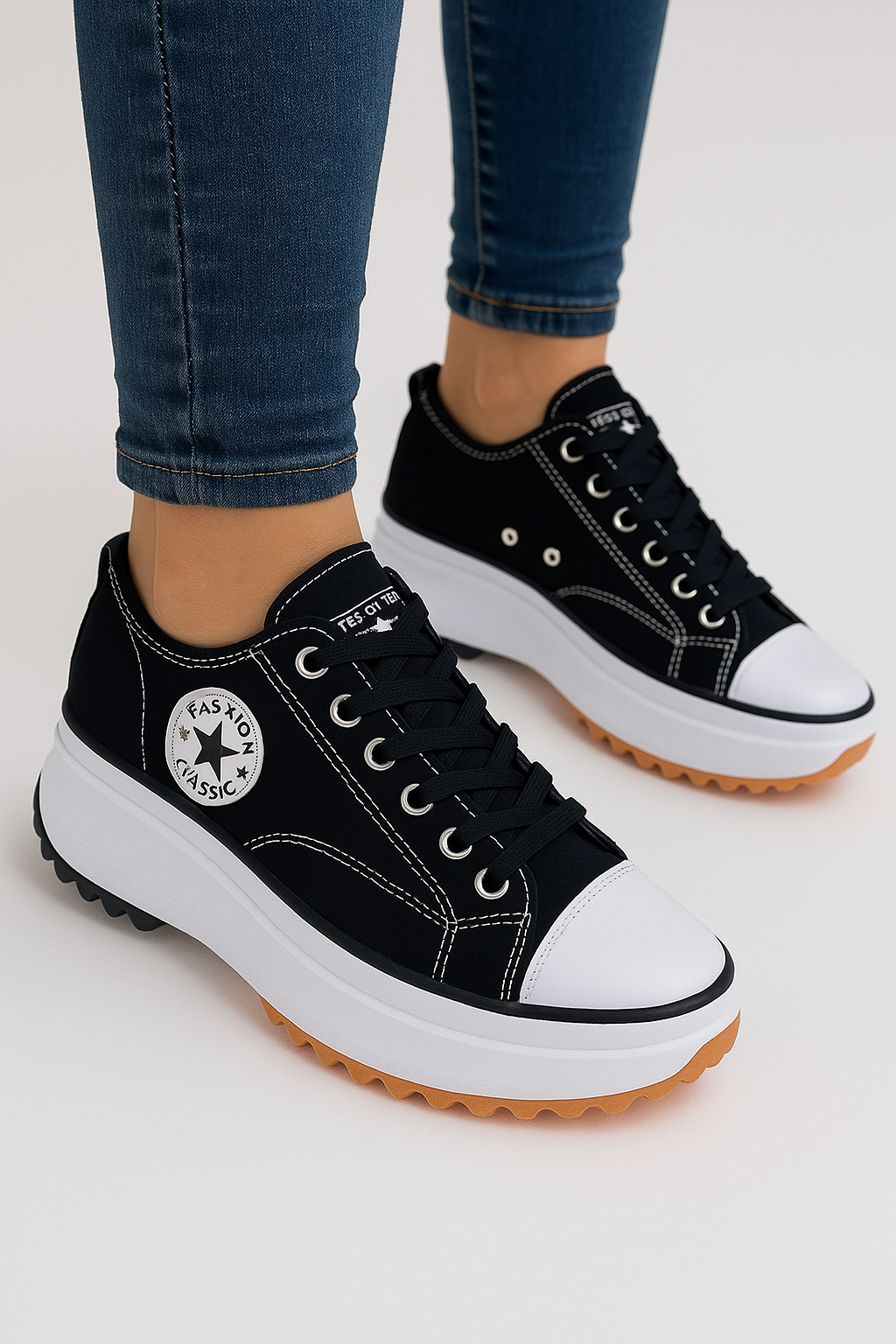 Plateau-sneakers med hæl – Dalia