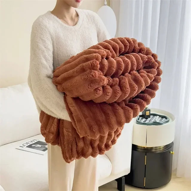 Blødt plys maxi-tæppe - LuxuraWrap