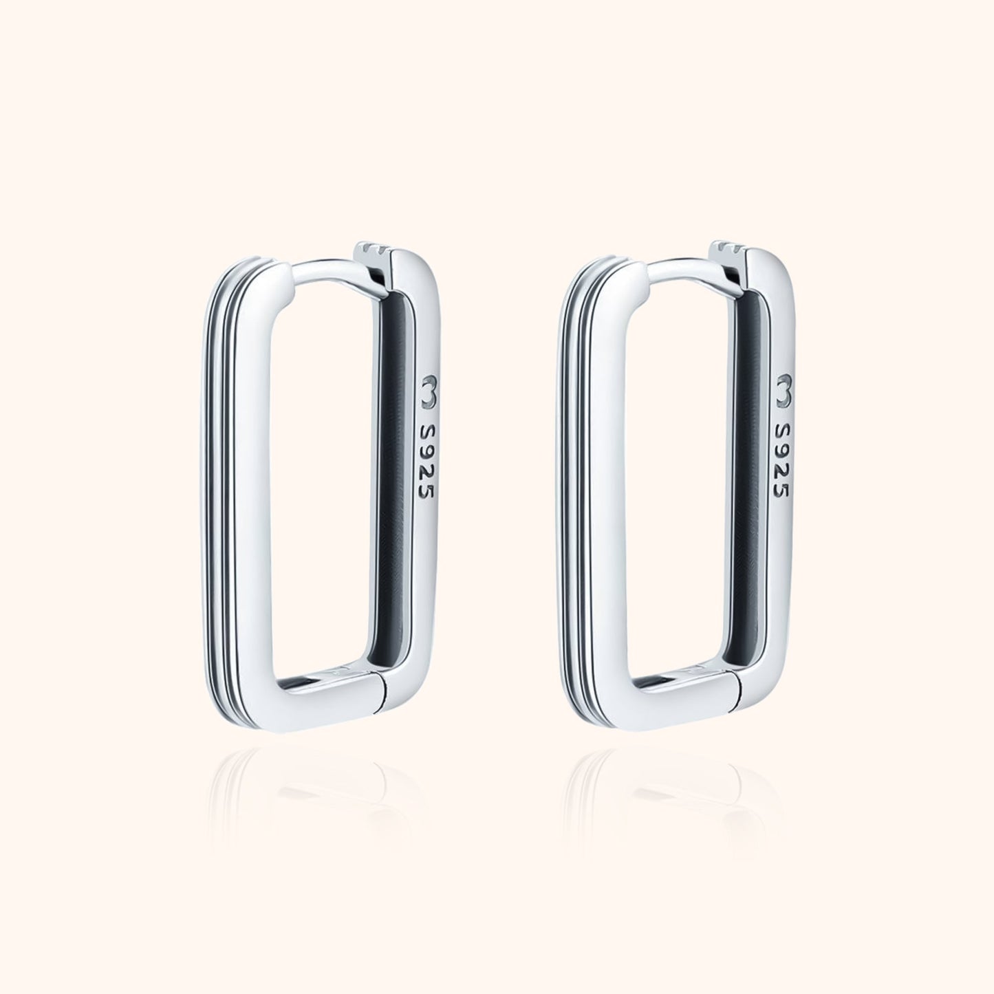 Silberne rechteckige Ohrringe S925, minimalistisches Design, eleganter Schmuck für Damen.