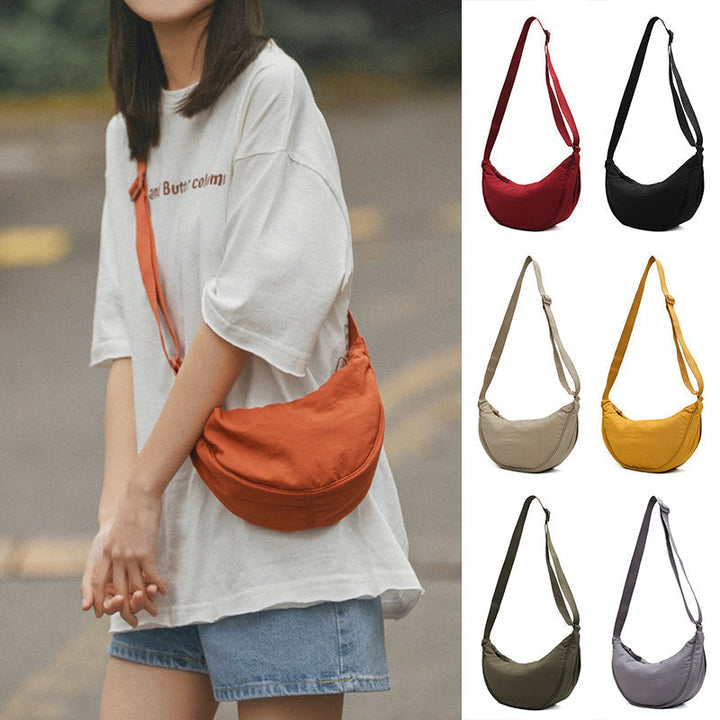 Stilfuld Halvmåne Crossbodytaske - Luna