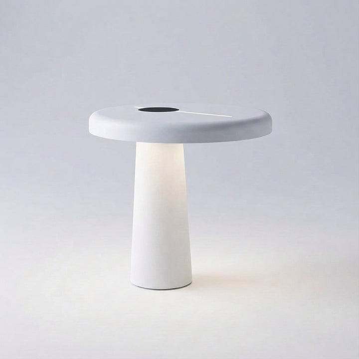 Flat Shade Minimalist Lamp -  Cirqula