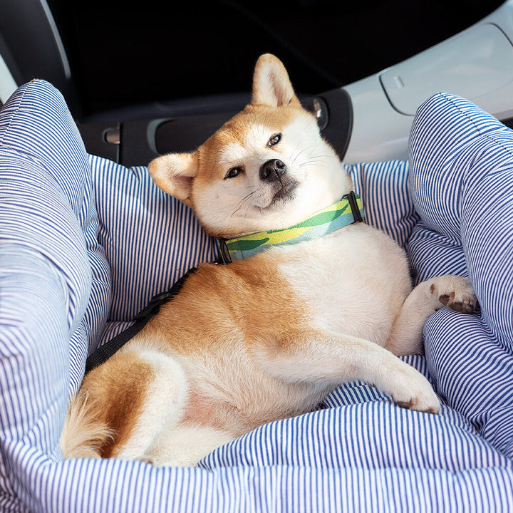 Komfortabel hundeseng til bilen - TravelPaw