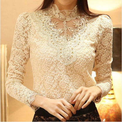 Damebluse med efterårs broderi blonde – Elisabeth