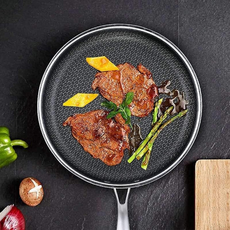 Rustfrit stålpande med non-stick pixel teknologi – Novyra