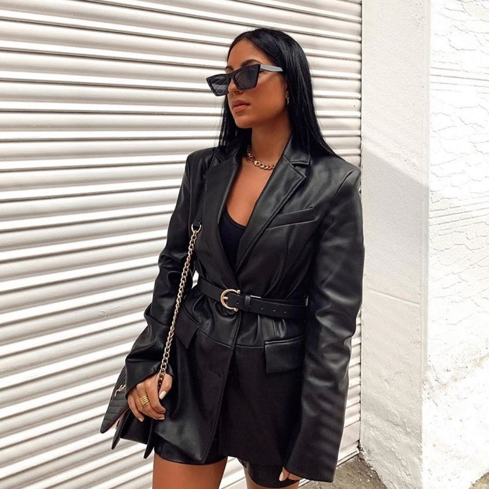 Dame blazer lang med figursyet snit – Selene