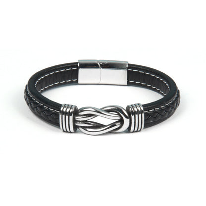 Schwarzes Lederarmband mit silbernem Knotenverschluss, Herrenmode, elegant, modern.