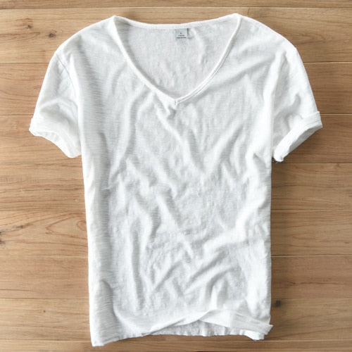 Let hør T-shirt med V-hals til herrer – åndbar & sommerlig – Thilo