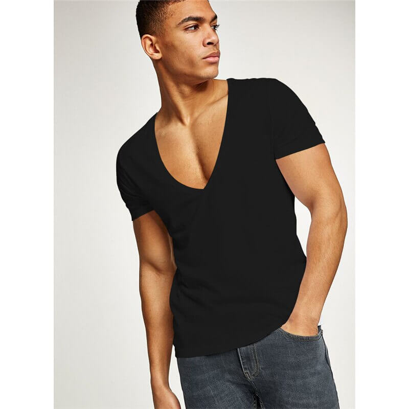 Afslappet og figursyet herre T-shirt med V-hals – Jonas