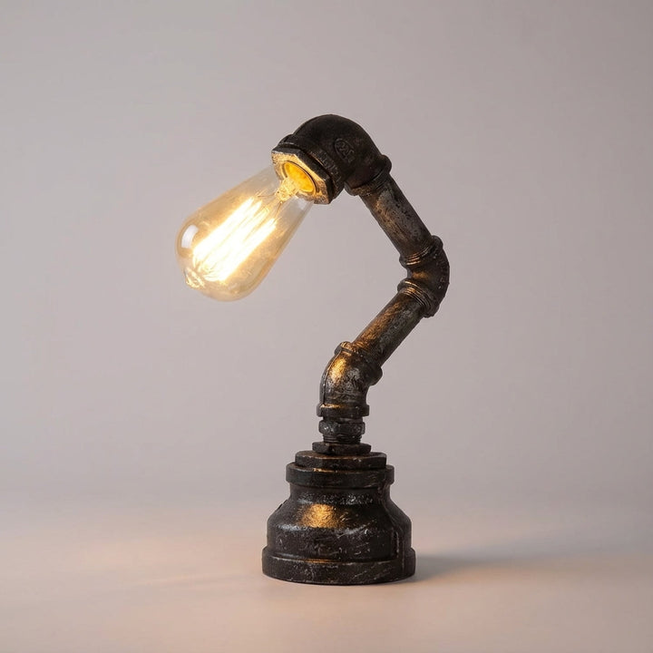 Industrial Inspired Tabletop Lamp -  Streamori