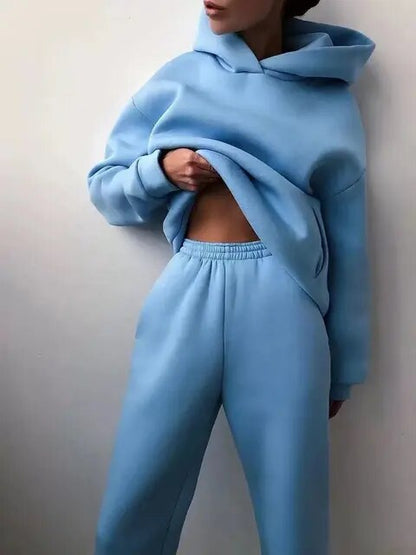 Dame hoodie og sweatpants sæt i fleece - efterårsmagi fra Marivelle