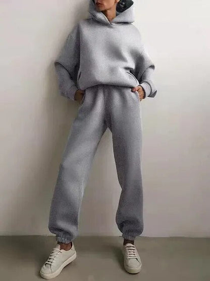 Dame hoodie og sweatpants sæt i fleece - efterårsmagi fra Marivelle