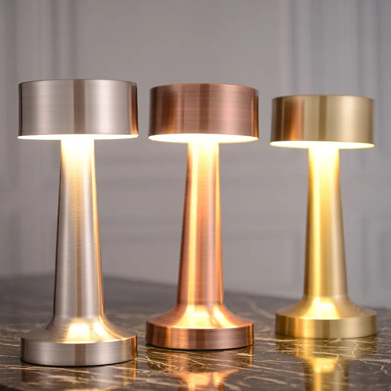 Moderne Bordlampe - SleekGlow