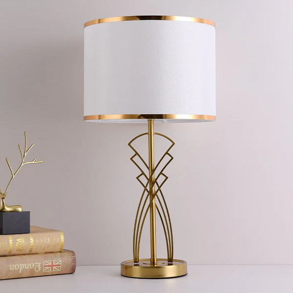 Luxury Style Accent Lamp -  Artelume