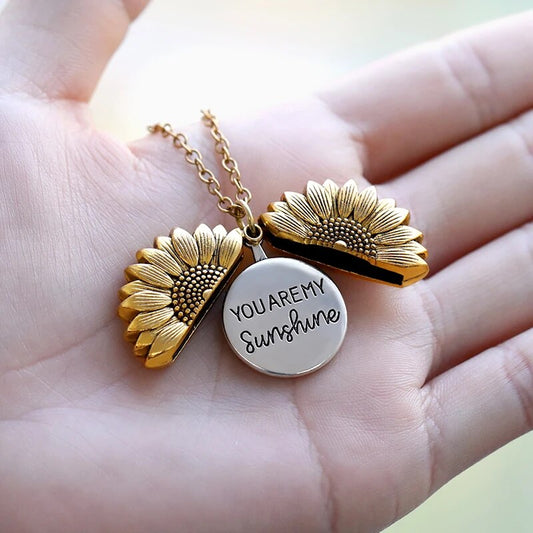 Goldene Sonnenblumen-Halskette mit "You Are My Sunshine"-Gravur, Geschenkidee.