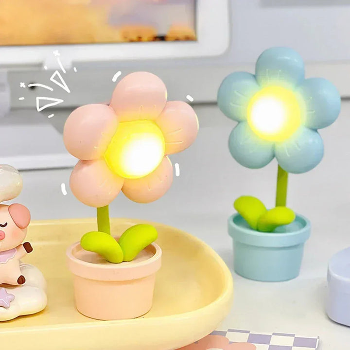 Lille, beroligende bordlampe i blomstform - BlossomGlow