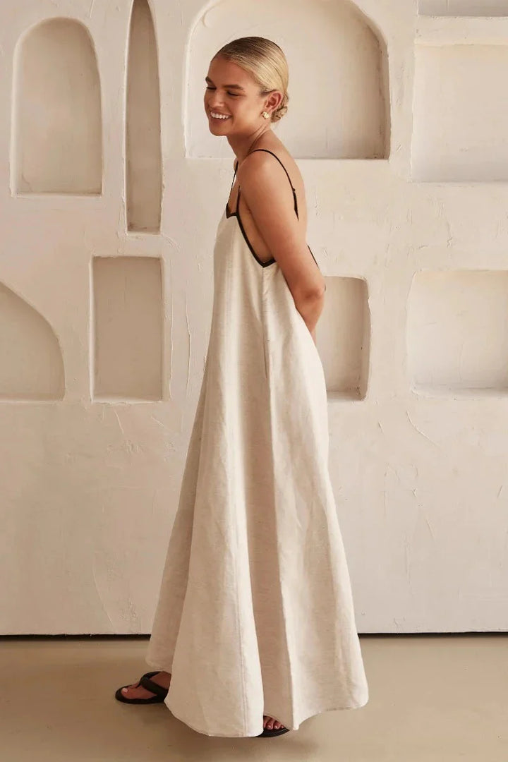 Ærmeløs beige boho maxi-kjole i hørlook – Elin