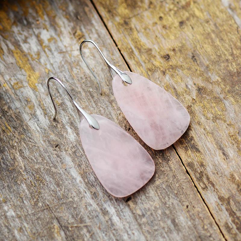 Rosenquarz Ohrringe Damen, elegante Tropfenform, Naturstein, modischer Schmuck, rosa.