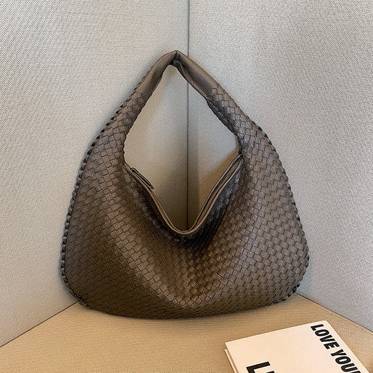 Trendy Vævet Skuldertaske - Ruby