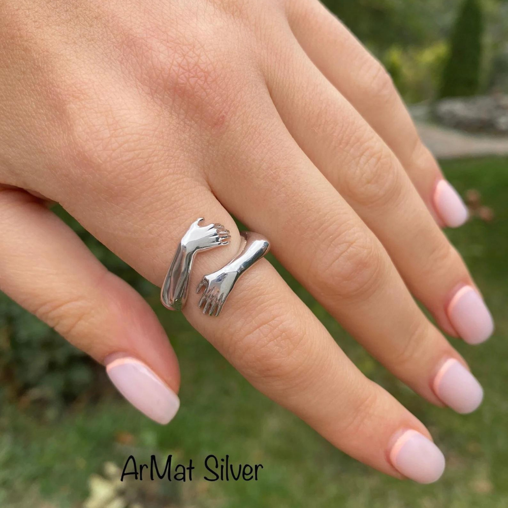 Silberring mit Handdesign, verstellbar, Damenring, Modeschmuck, glänzend, stilvoll, elegant.