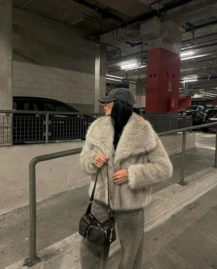 Dame fuskepelsjakke - Olivia