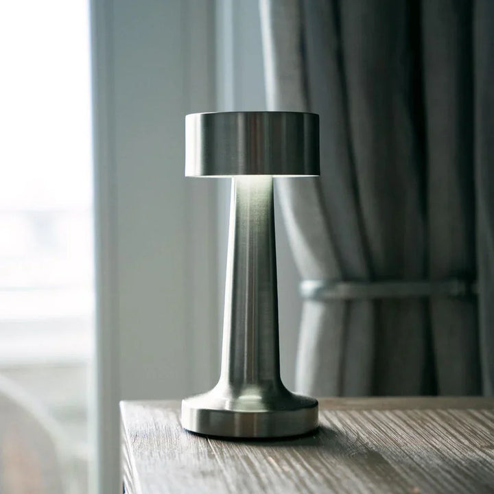 Moderne Bordlampe - SleekGlow