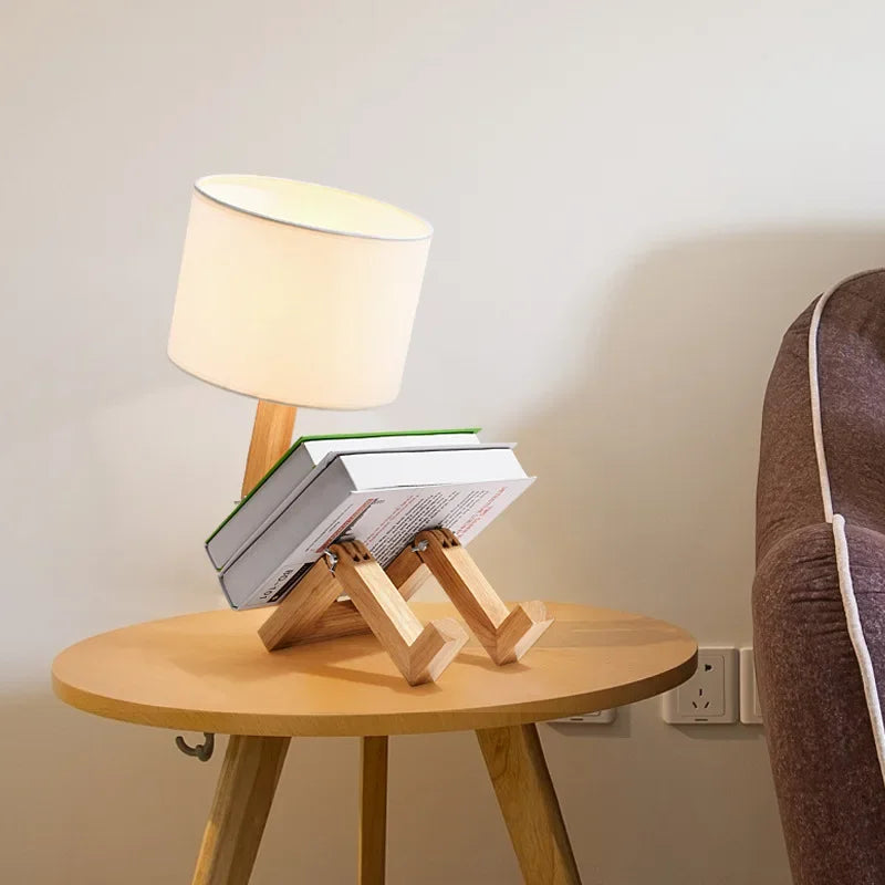 Træbordlampe med bogholder - RutanFlex