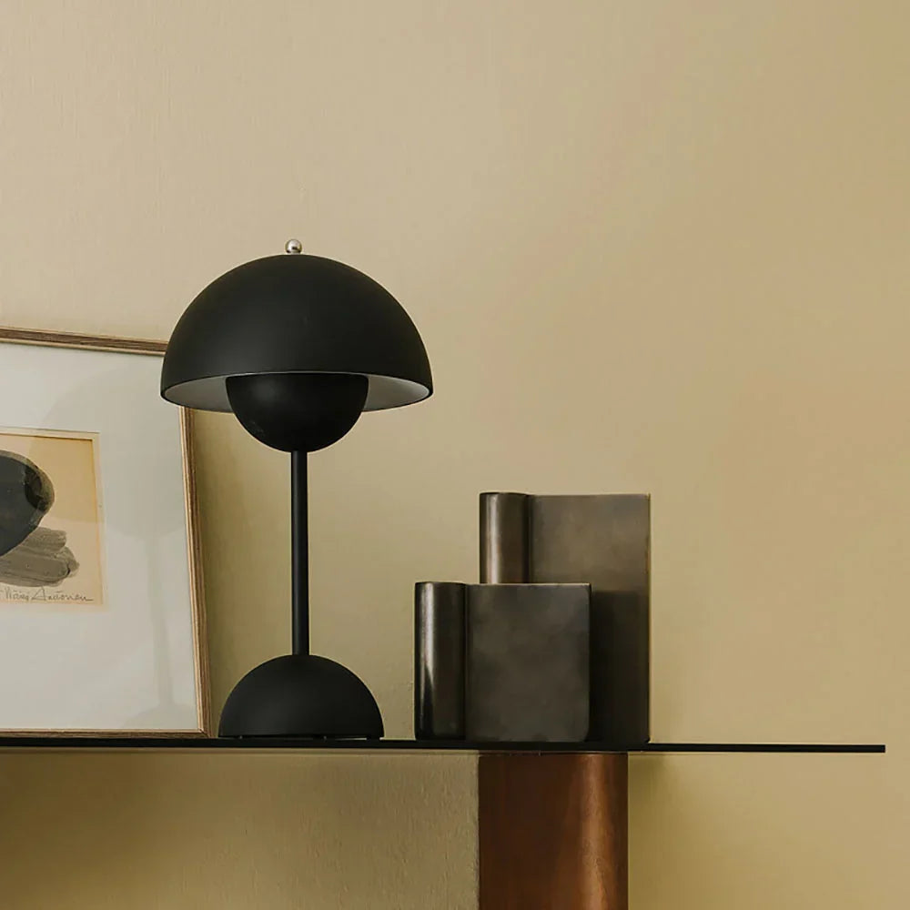 Trendy svampeformet designlampe - MushLuxe
