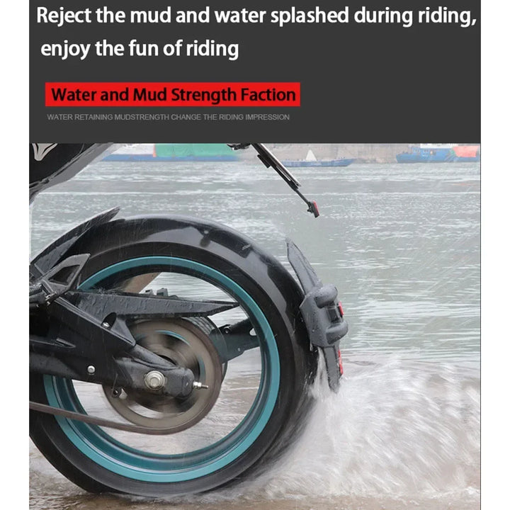 Universal motorcykel bagmudder skjold med reflektor – RoadGuard
