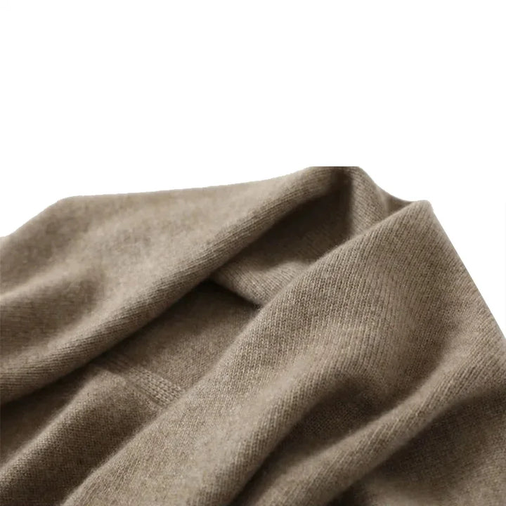 Damernes strik-poncho i blødt materiale - Lorena