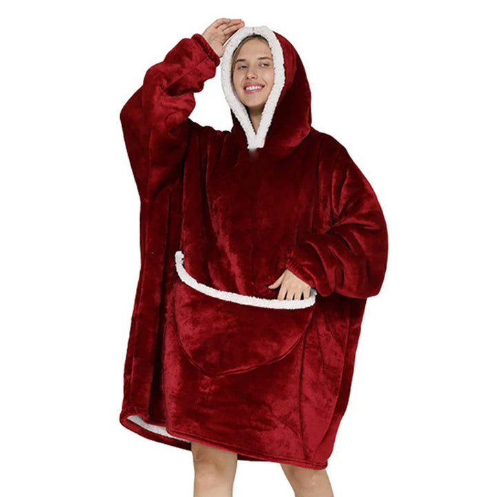 Over-sized fleece tæppe med hætte og lommer – SnugJoy