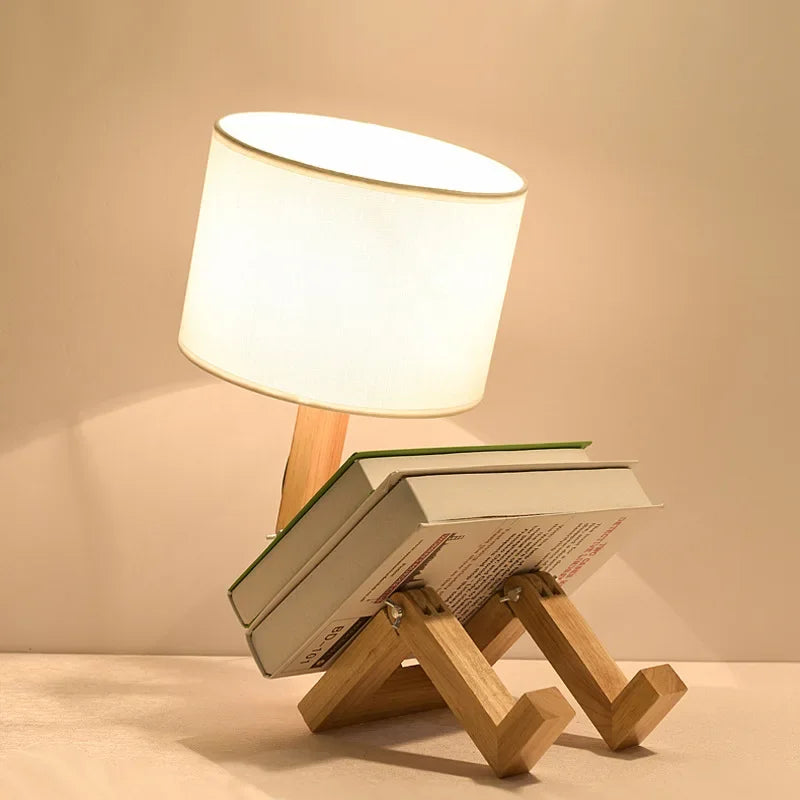 Træbordlampe med bogholder - RutanFlex