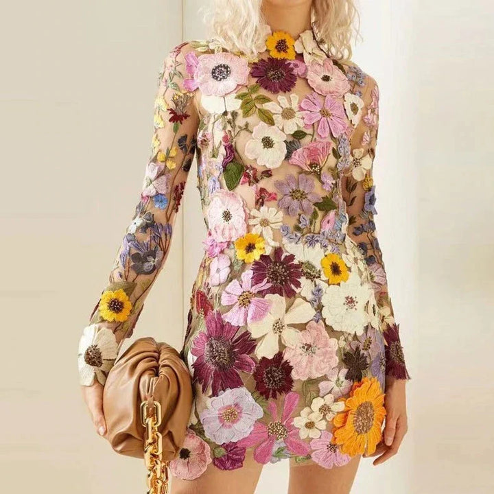 Blomstret cocktailkjole med blonder – Aurelia