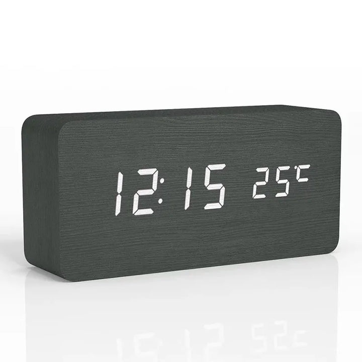 Digitalt trævækkeur med LED-display – WoodSync