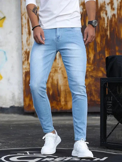 Trendy slim-fit jeans til mænd - Finn