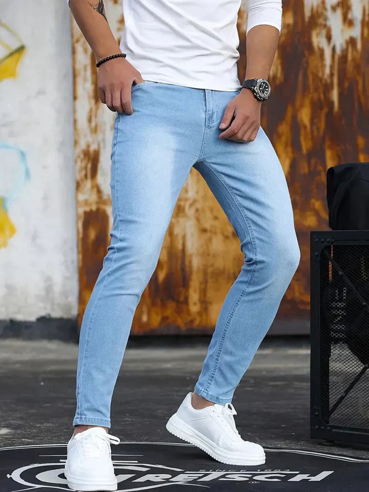 Trendy slim-fit jeans til mænd - Finn