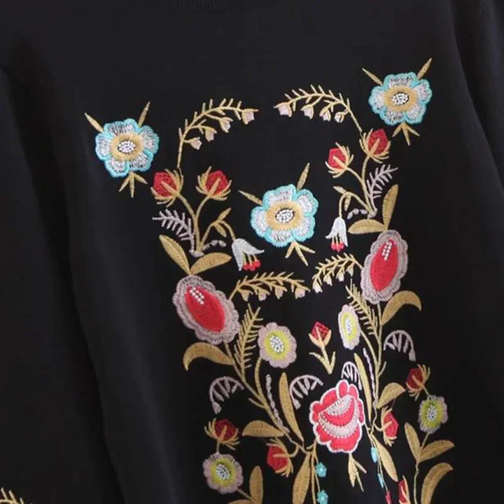 Broderet blomstertrøje - Alina