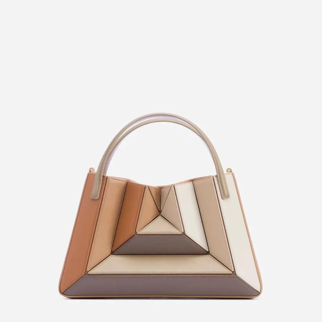 Moderne håndtaske med geometrisk design - GeoChic