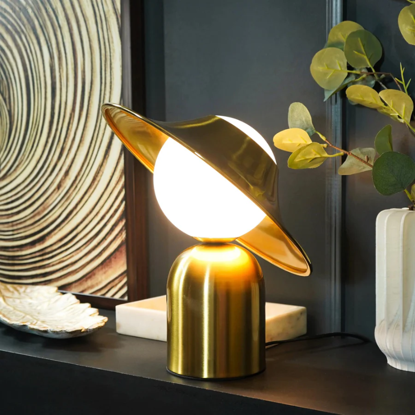 Luksus Metal Bordlampe - GoldAura