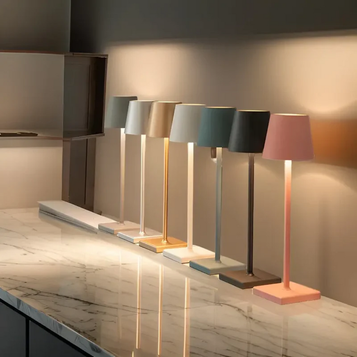 Multifunktionel Trådløs Genopladelig Bordlampe - NordicAura
