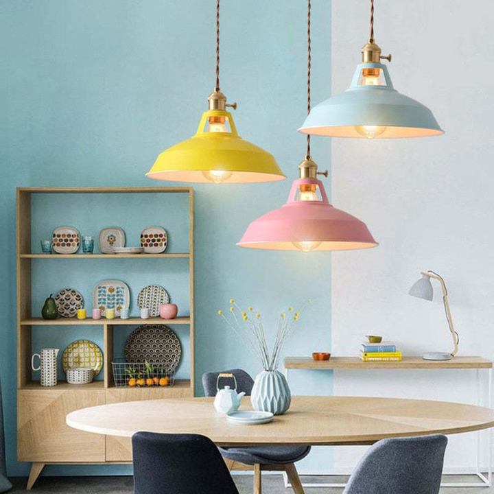 Moderne Farverig LED-hængelampe - ChromaLuxe