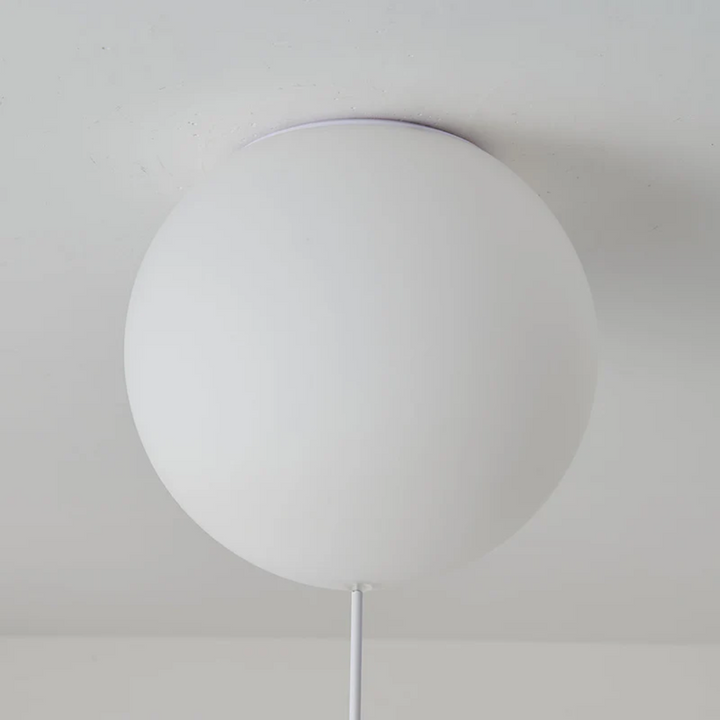Trendy Måne-/Astronaut-LED-loftlampe til børneværelset - CosmoGlow