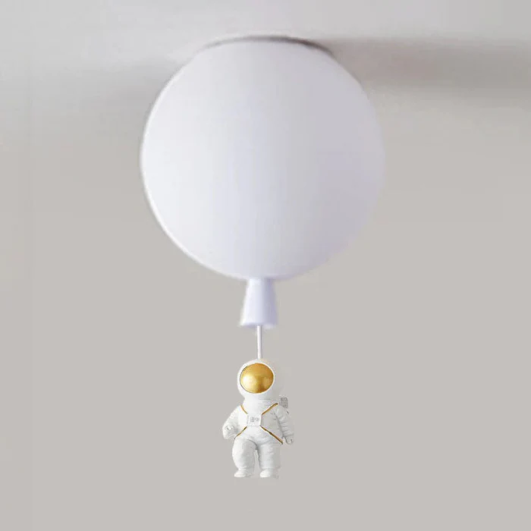 Trendy Måne-/Astronaut-LED-loftlampe til børneværelset - CosmoGlow
