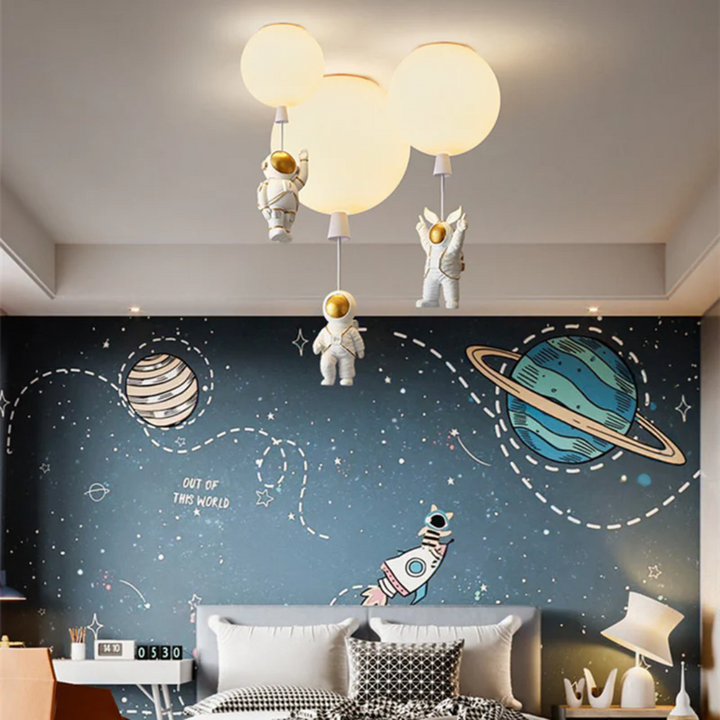 Trendy Måne-/Astronaut-LED-loftlampe til børneværelset - CosmoGlow