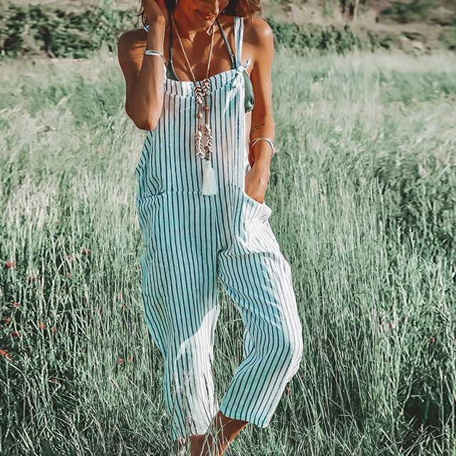 Sommerjumpsuit til damer med justerbare stropper og afsmalnende ben – Mireya