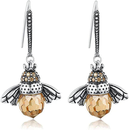 Bienen-Ohrringe aus Silber mit goldfarbenen Kristallen, eleganter Schmuck für Damen.