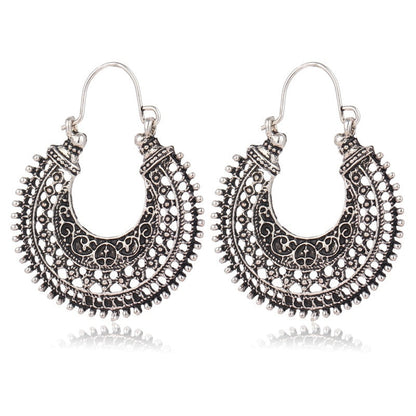 Silberne Boho-Ohrringe, filigranes Design, orientalischer Stil, Damen-Schmuck, Vintage-Look.
