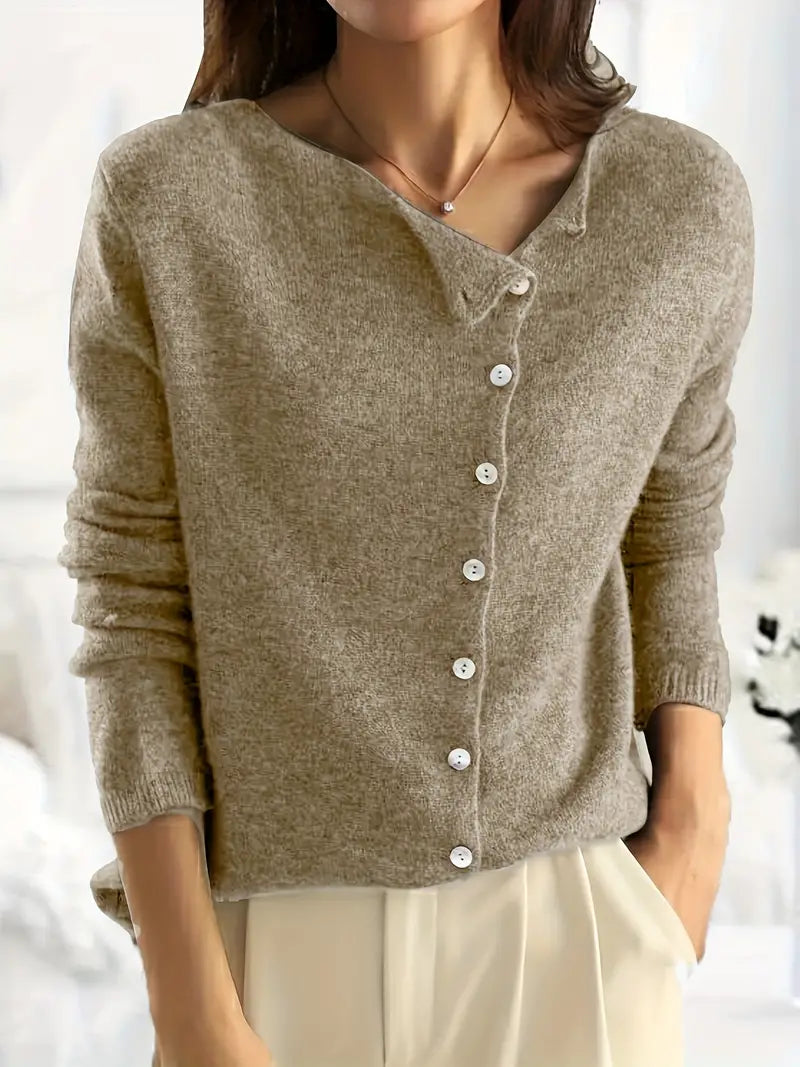 Ensfarvet Asymmetrisk Cardigan med Knaplukning - Sienna