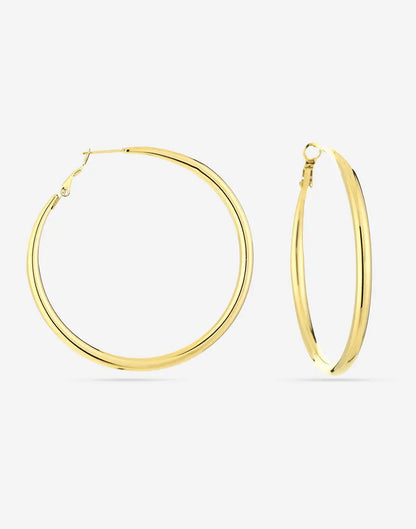 Goldene Creolen Ohrringe 60mm, eleganter Schmuck, modische Accessoires, Damenmode.